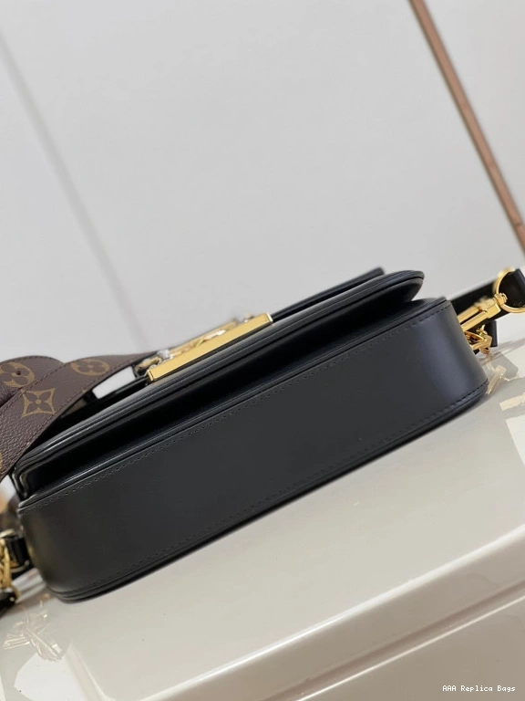 Aaa replica ru Vuitton Louis SWING 0723